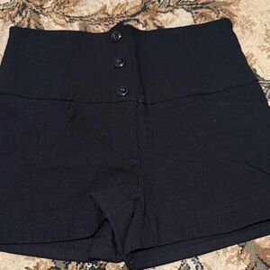 a'gaci Black High-Waisted Button Shorts